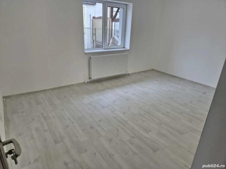 Proprietar vand casa 3 camere, 2025, caramida dubla - 4