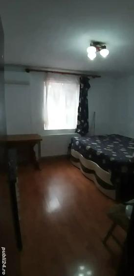 Garsonieră decomandată în Drăgășani