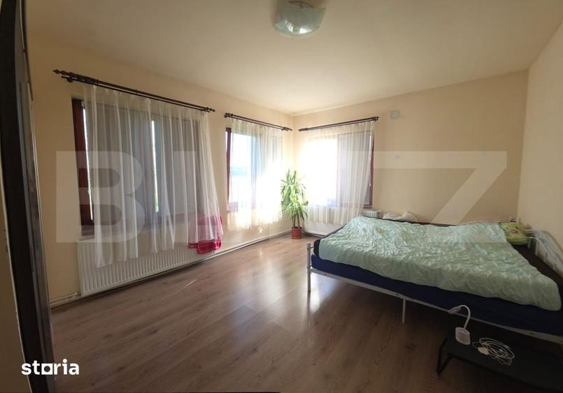 Casă cu 4 camere cu Teren 500 Mp în Central