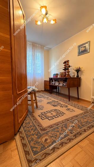 Apartament cu 2 camere semidecomandat în Micro 16