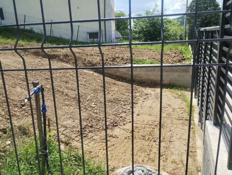 Teren de 463 mp, în Central