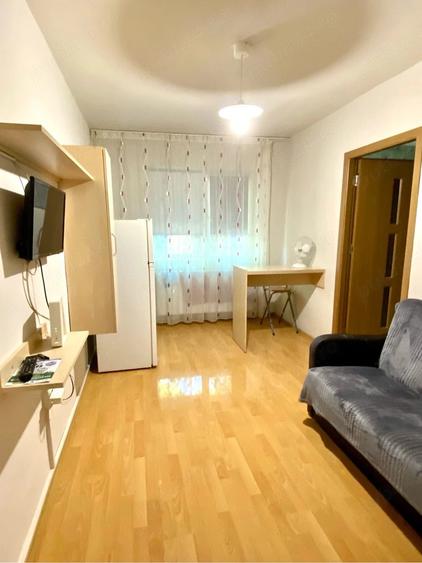 Apartament cu 2 camere decomandat în Hipodrom