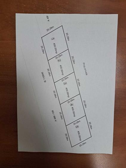 Spațiu comercial, în Lazu