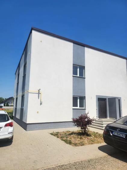 Casă cu 3 camere cu Teren 250 Mp în Central