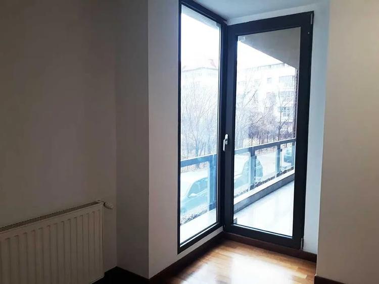 Birou, de 52 mp, în Herăstrău