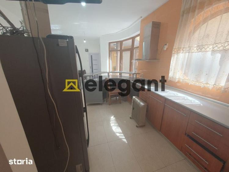 Apartament cu 5 camere în Craiovița Nouă