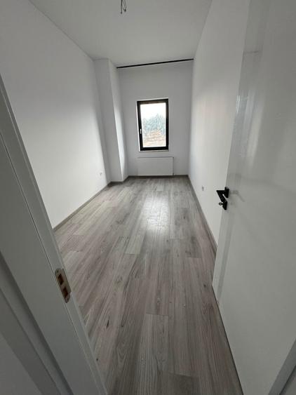 Apartament cu 2 camere decomandat în Energia
