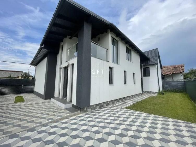 Casă cu 3 camere în Unirea