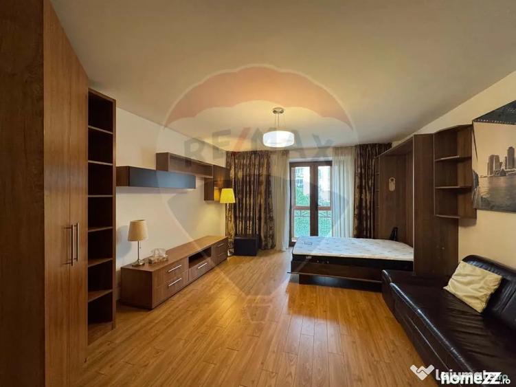 Apartament cu 3 camere decomandat în Națiunile Unite