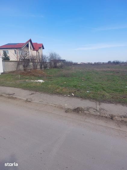 Teren de 3900 mp, în Cornetu