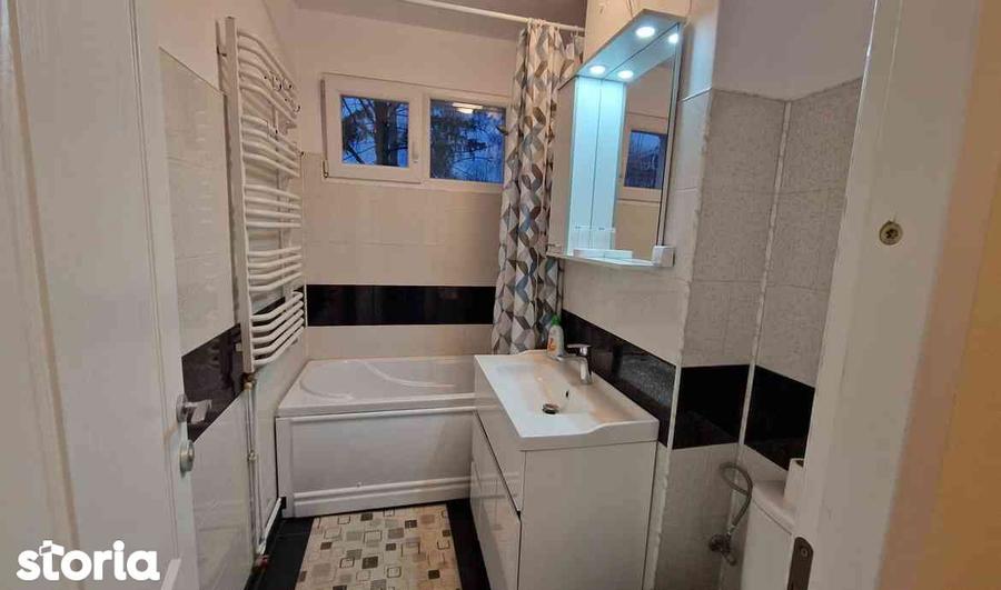 Chirie apartament 3 camere cu 2 balcoane zona Astra str.Neptun - 12