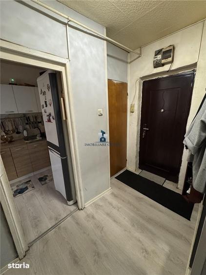 Apartament cu 3 camere decomandat în Giurgiului