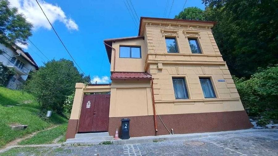 Garsonieră decomandată în Drumul Carului