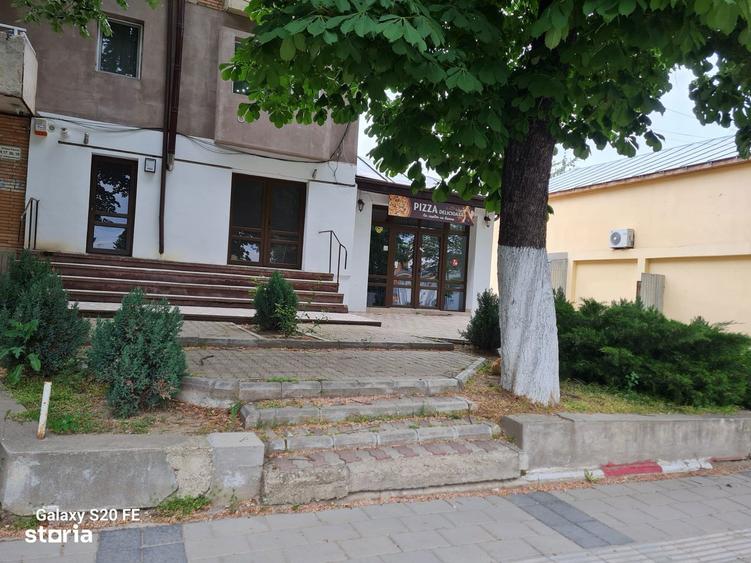 Spațiu comercial, de 110 mp, în Central