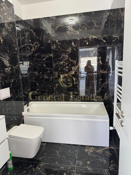 Apartament cu 3 camere în Tractorul