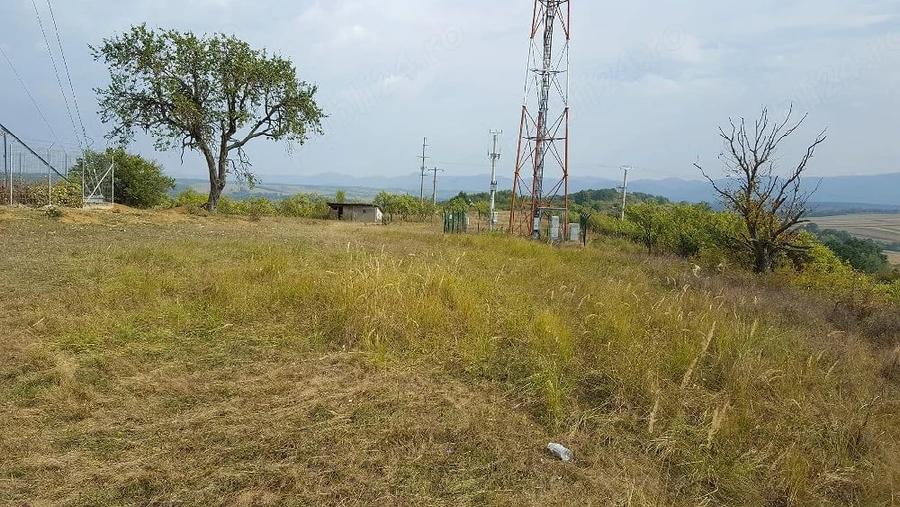 Teren de 5755 mp, în Sud-Est