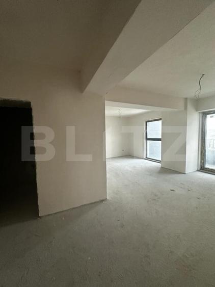Penthouse cu 4 camere semidecomandat în Mănăștur
