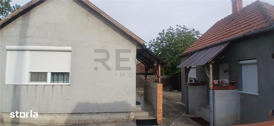 Casă cu 3 camere cu Teren 269 Mp în Borș