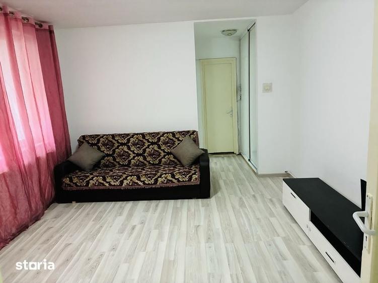 Apartament cu 3 camere în Republicii