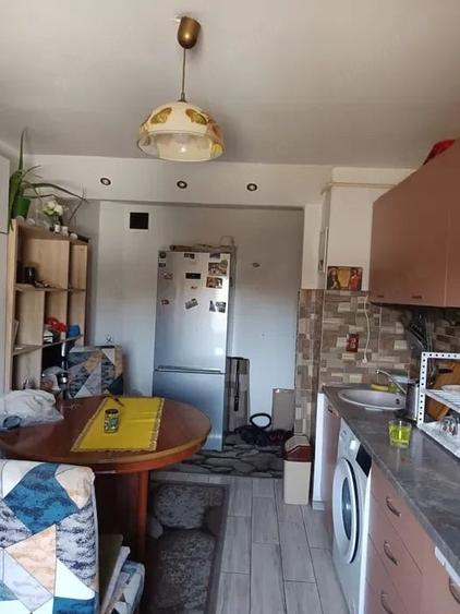 Apartament cu 2 camere decomandat în Lipovei