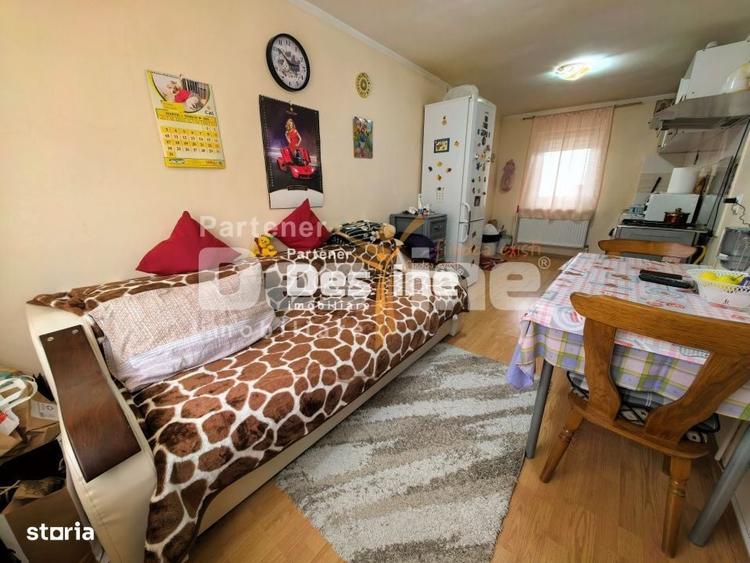 Apartament cu 2 camere decomandat în Valea Adâncă
