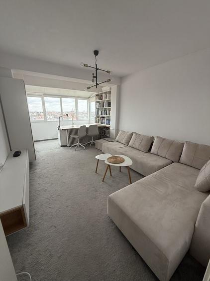 Apartament cu 2 camere decomandat în Complex Studențesc