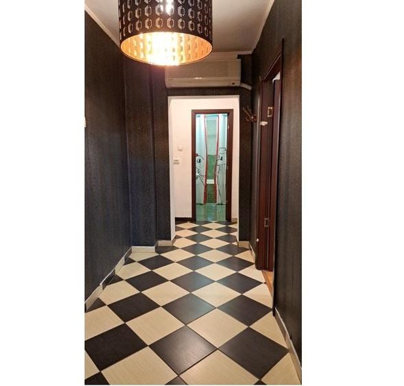Apartament cu 3 camere în Decebal