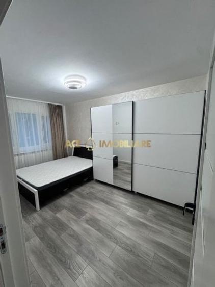 Apartament cu 3 camere semidecomandat, mobilat în Berceni