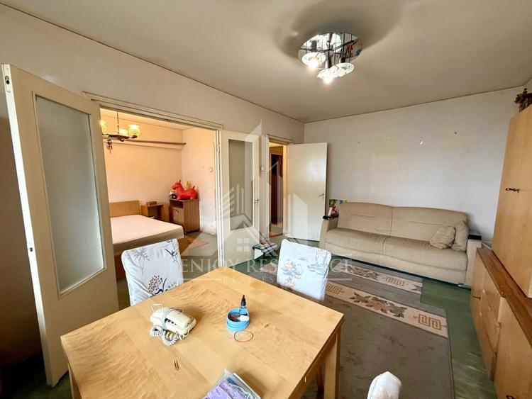 Apartament cu 3 camere circular în Drumul Taberei