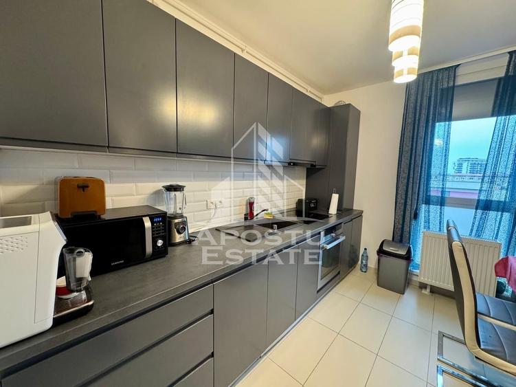 Apartament cu 3 camere decomandat, mobilat în Tipografilor