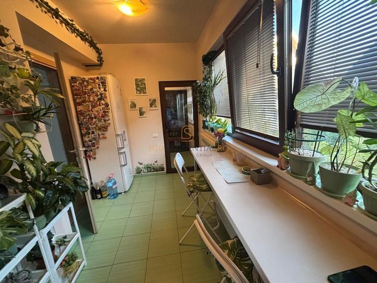 Apartament cu 2 camere semidecomandat, mobilat în Exterior Est