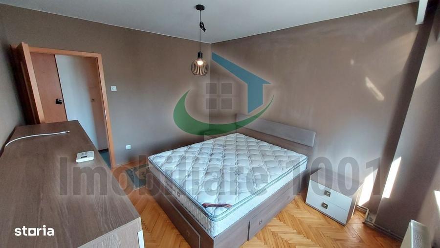 Apartament cu 3 camere decomandat în Ultracentral