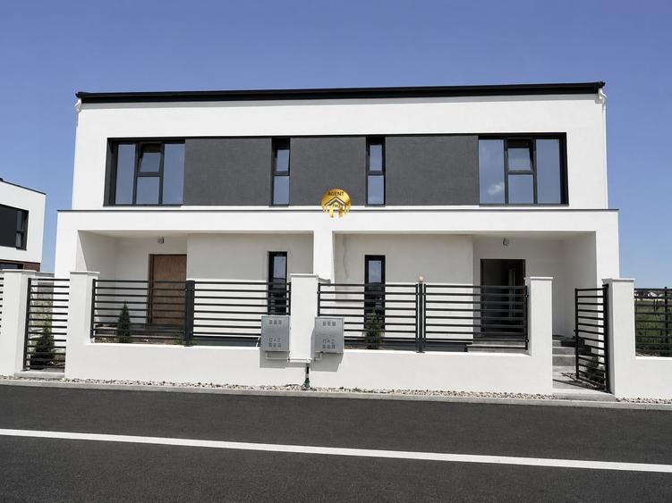 Casă cu 5 camere cu Teren 300 Mp în Otopeni