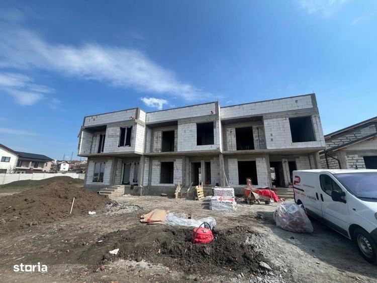 Casă cu 4 camere în Șimnicu de Jos