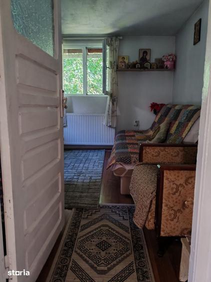 Casă cu 4 camere cu Teren 530 Mp în Răzvad