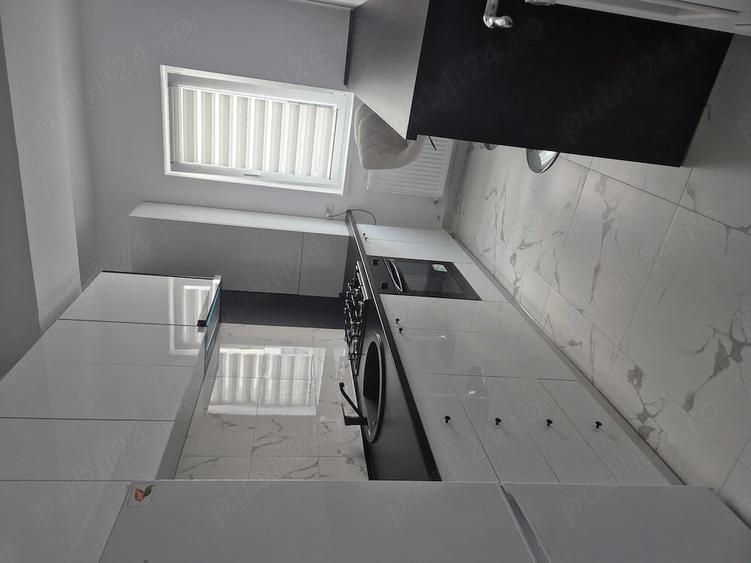 Apartament cu 2 camere decomandat în Roșu
