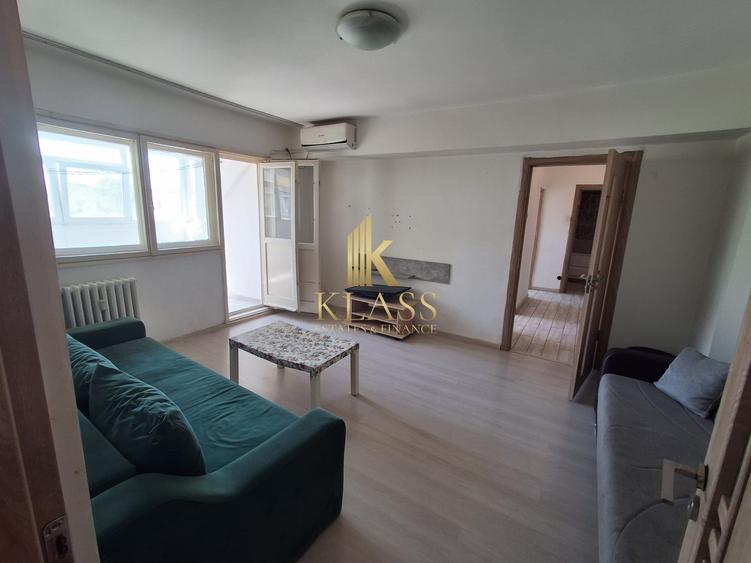 Apartament cu 3 camere semidecomandat în Colentina