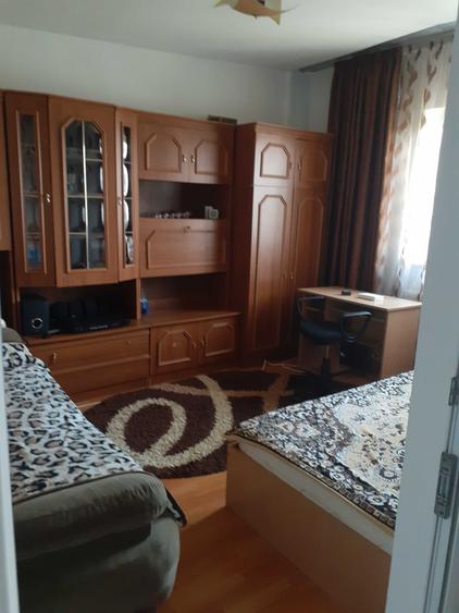 Garsonieră decomandată în Exterior Vest