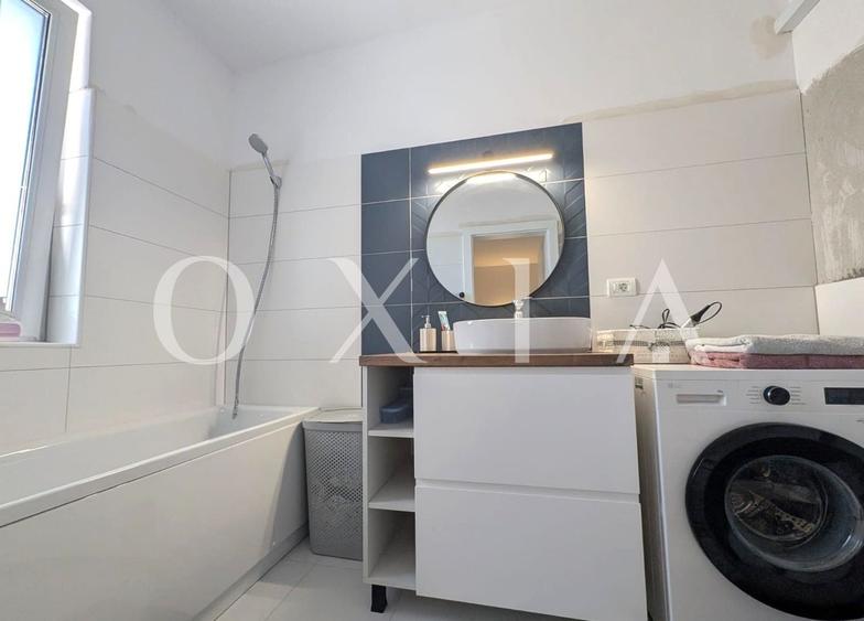 Duplex cu 4 camere cu Canalizare în Giroc
