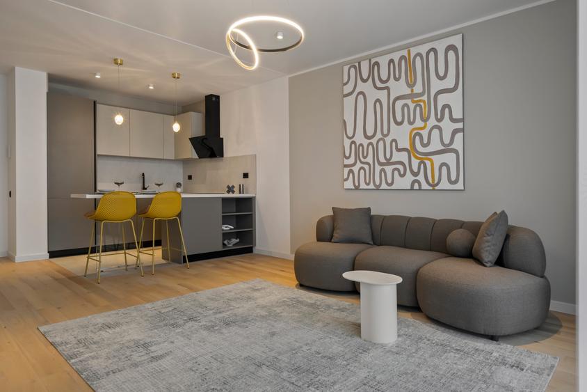 Apartament cu 3 camere în Colentina