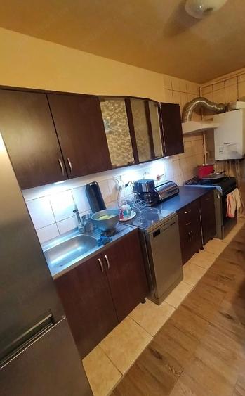 Apartament cu 3 camere decomandat în Ultracentral