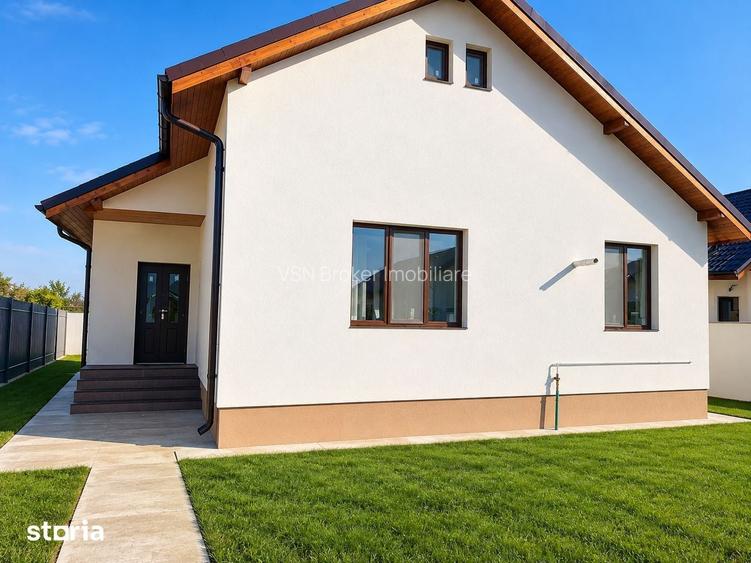 CASA INDIVIDUALA DOMNESTI I COMPLEX PRIVAT | TEREN 430 MP | MOBILATA