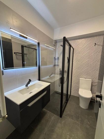 Apartament cu 2 camere semidecomandat, mobilat în Unirii