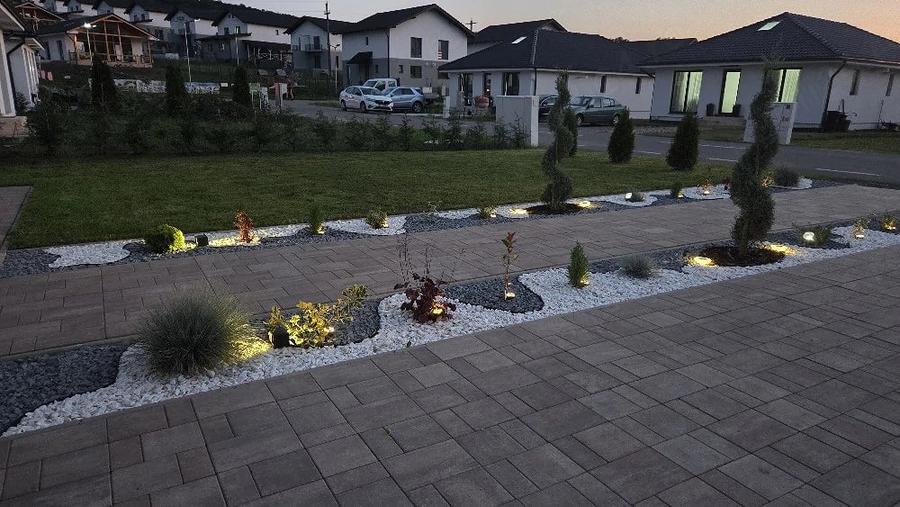 Casă cu Teren 500 Mp în Livezeni