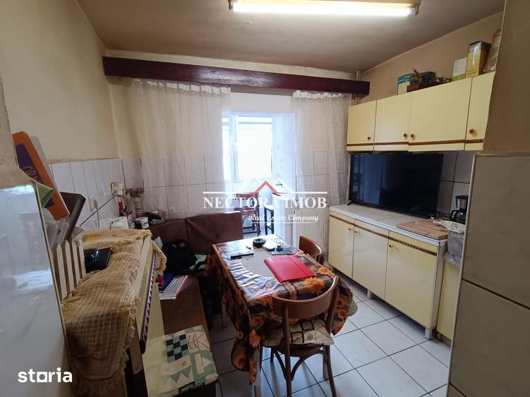 Apartament cu 3 camere în Calea Aradului