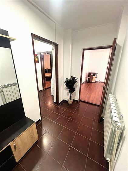 Apartament cu 2 camere decomandat, mobilat în Unirii Nord
