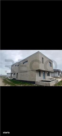 Casă cu 4 camere cu Teren 400 Mp în Europa