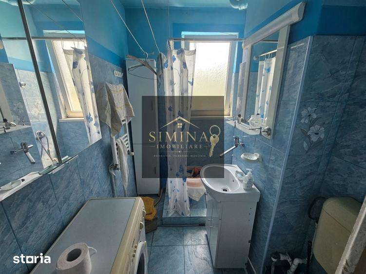 Apartament cu 2 camere decomandat în Aleea Carpați
