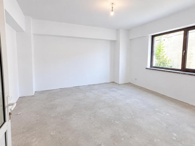 Apartament cu 2 camere decomandat în Dorobanți