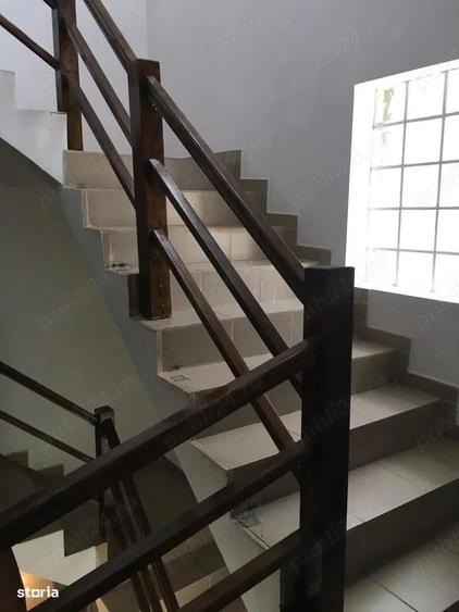 Spațiu comercial, de 760 mp, în Văliug